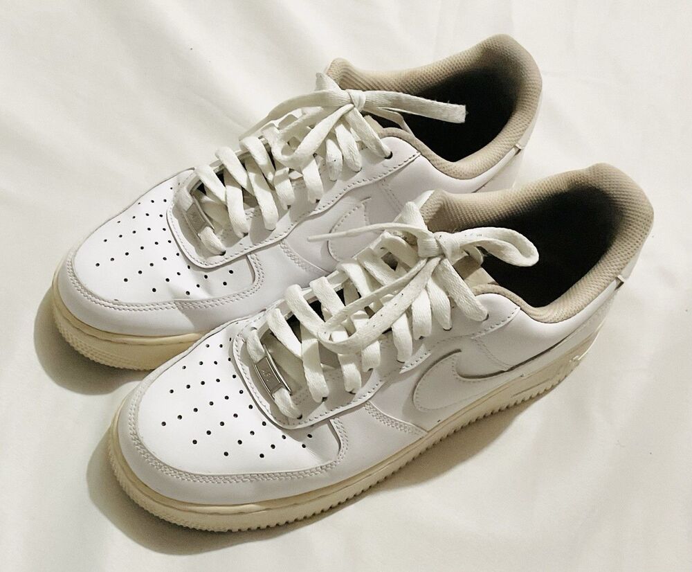 Nike Men’s Air Force 1 ‘07 Shoes Size 9, White